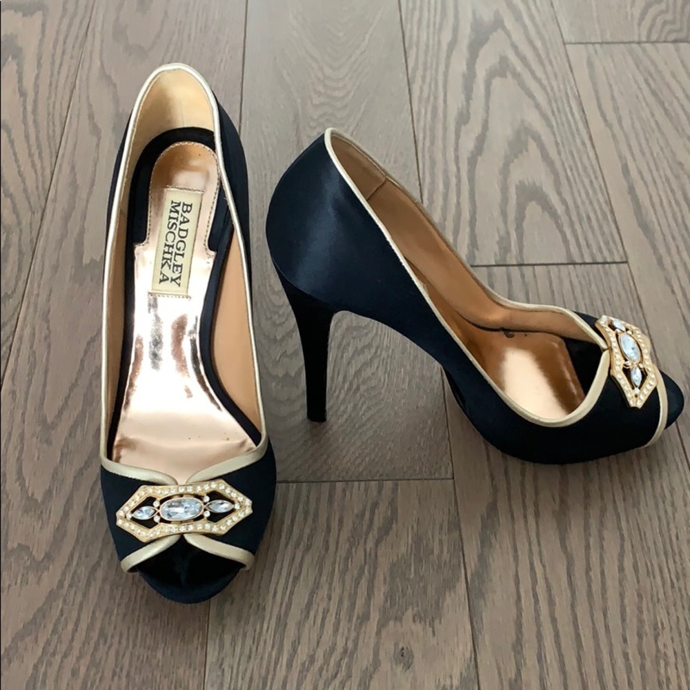 Badgley Mischka Black & Gold Peep Toe Shoes